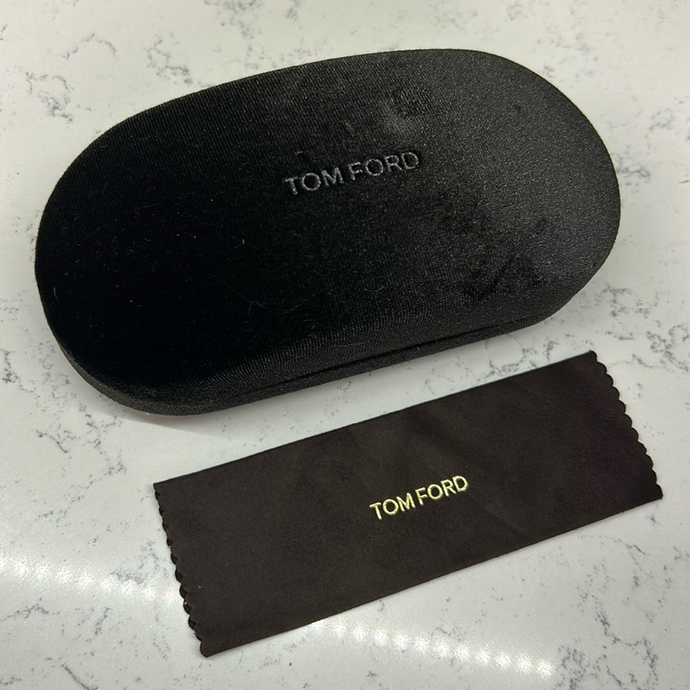 Tom ford sunglassess case